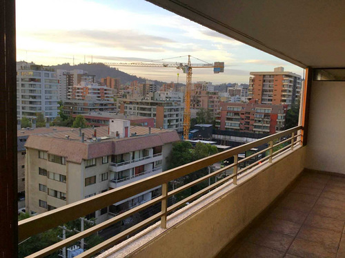 Amplio Dpto 3d+2b En Av. Holanda, Providencia (97165)