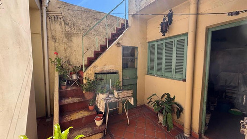 Casa En Venta En Remedios De Escalada Oeste