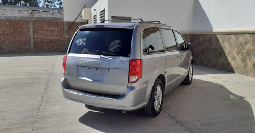 Imagen 4 de 15 de Dodge Grand Caravan 2018 3.6 Sxt At