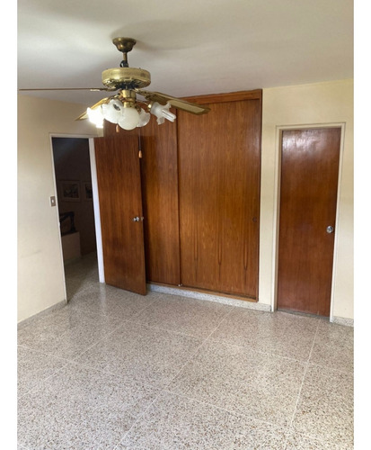 Piedra Azul. Venta Casa 189m2 3h+s/2.5b/1p. 2341