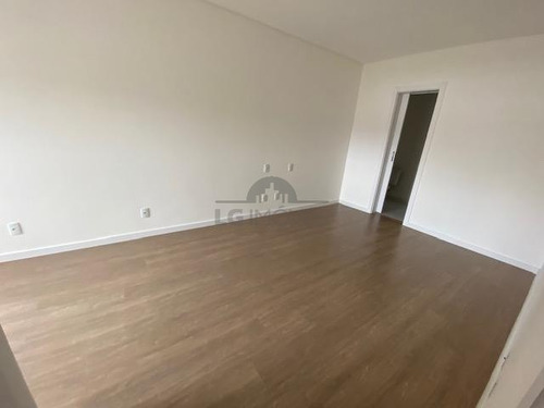Apartamento No Anita Garibaldi Com 3 Quartos Para Venda, 107 M² - Lg7802