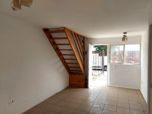 Casa En Venta De 3 Dorm. En Los Andes