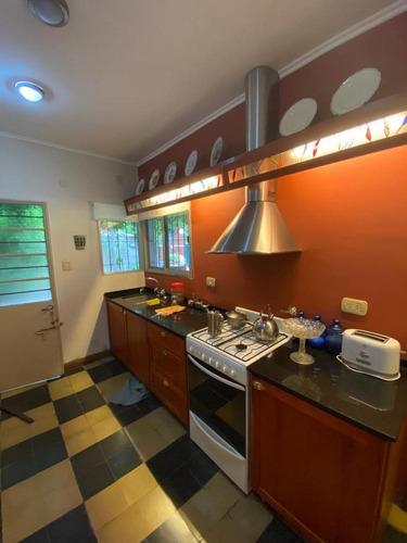 Imagen 2 de 14 de Casa En Venta Con 2 Dorm Con Posibilidad De Ampliación