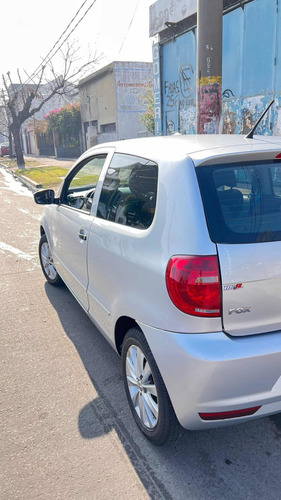 Imagen 9 de 14 de Volkswagen Fox 2013 1.6 Comfortline 3 P