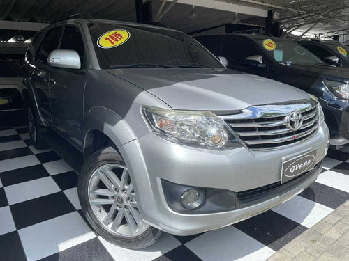 Imagem 2 de 12 de Toyota Hilux Sw4 Sr 2.7 2015 4x2