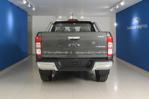 Imagen 2 de 18 de Ford Ranger Xlt 2.2 4x2 Automatica 0km 2023