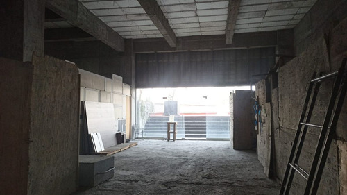 Excelente Local Comercial En Renta 262 M2. División Del Norte