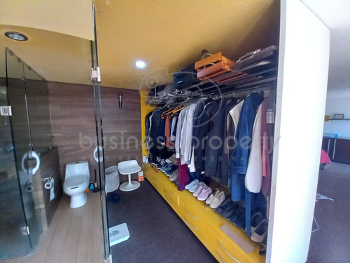 Amplia Casa En Colon De Echegaray Naucalpan
