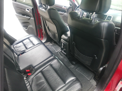 Imagen 6 de 10 de Jeep Grand Cherokee 2013 Laredo V6 Lujo 4x2 At