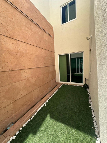 Casa En Condominio En Venta En Claustros Del Sur, Querétaro, Querétaro