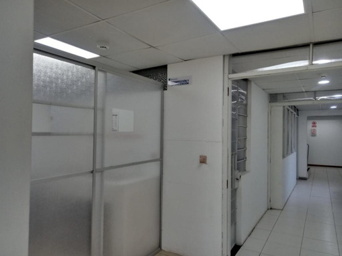 Imagen 4 de 7 de Clinica Oftalmologica 1er Y 2do Piso