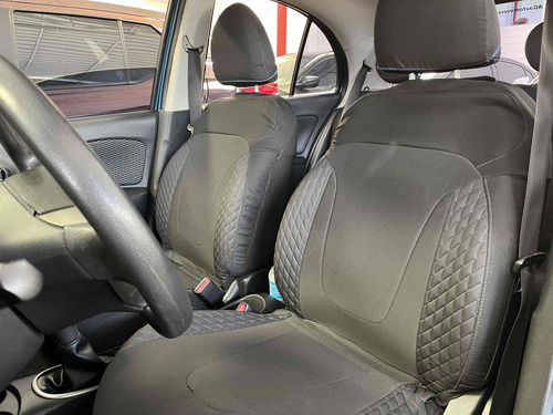 Nissan March 1.0 SV 12V FLEX 4P MANUAL