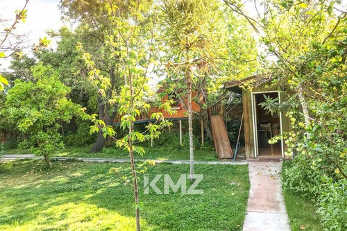 Casa En Venta De 8 Dorm. En La Florida