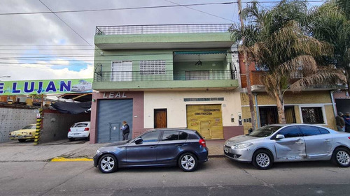 En Venta Taller O Local Sobre Presidente Peron Mirando De Frente Lado Izquierdo De 111.78m2 Totales F: 8277