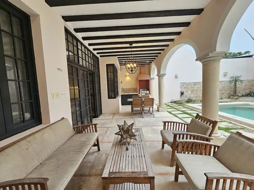 ¡a Un Paso De Paseo De Montejo! Casa Remodelada En Venta En El Centro De Mérida