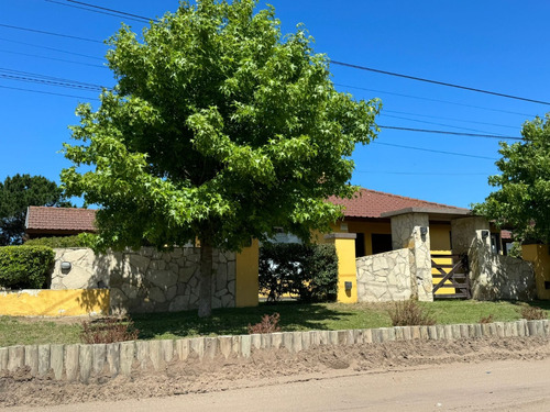 Alquiler Temporario Mar De Ajó  Barrio San Rafael  