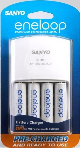 Cargador De Batería Sanyo Eneloop Con Baterías Recargables