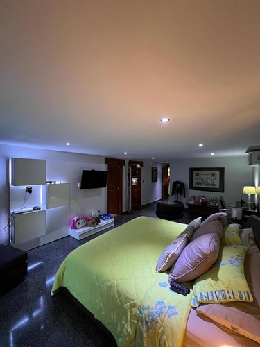 Casa En Venta En Colinas De Guataparo (ac)
