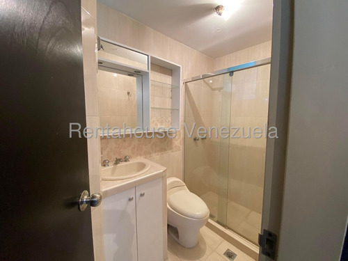 Bello Apartamento En Venta El Bosque Amc