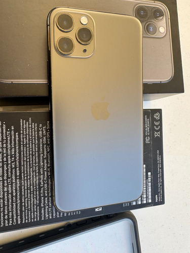 iPhone 11 Pro 64 Gb Gris Espacial Como Nuevo , Siempre En Su Funda Contra Agua (Usado)