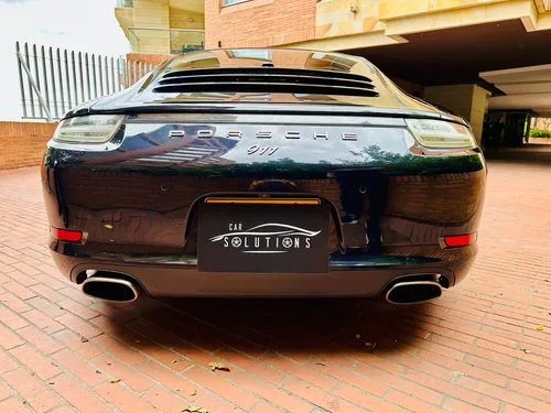Porsche 911 911 Carrera 4 Black Edition