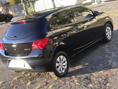 Chevrolet Onix 2017 1.0 Lt 5p