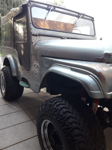 Imagen 3 de 13 de Jeep Ika