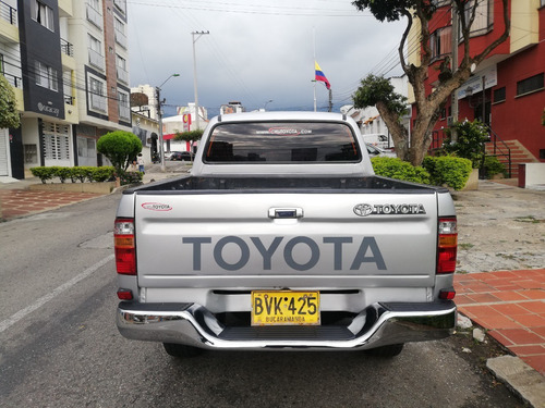 Toyota Hilux 2.4 Ex Hi Rider Plus