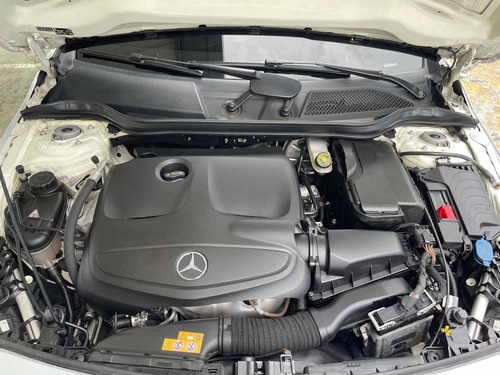 Imagen 12 de 14 de Mercedes-benz Clase A 2017 2.0 A 250 Sport