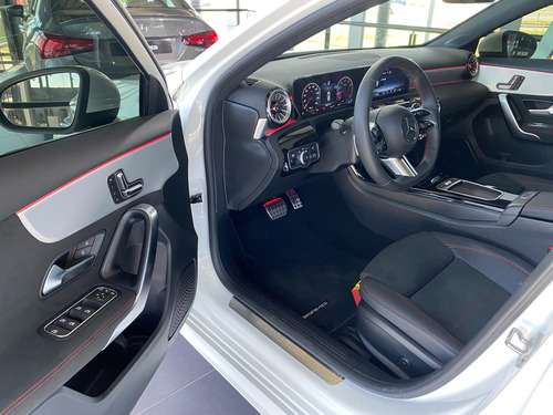 Mercedes-Benz Clase A 2.0 A250 Amg-line 224cv Hatch