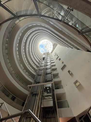 Imagen 16 de 27 de Apartaneto En Alquiler Con Pisicna En San Cristobal Amoblado