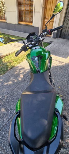 Imagen 2 de 8 de Vendo Benelli Tnt 300 Impecable, Cubiertas Michelin Nuevas!!