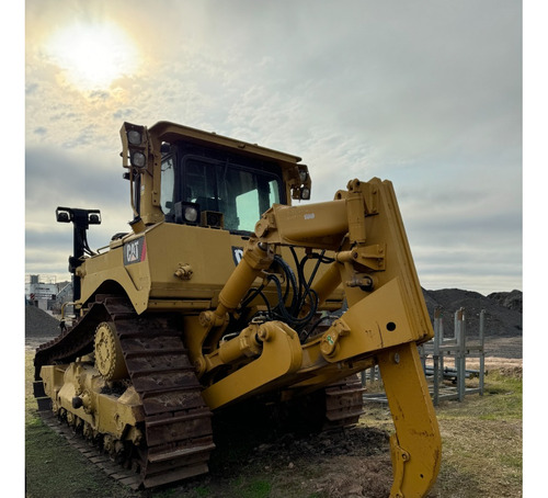 Topador Caterpillar D 8 T 2011
