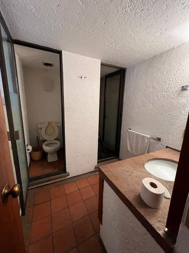 Se Vende Casa Como Terreno En La Colonia Florida!!!!