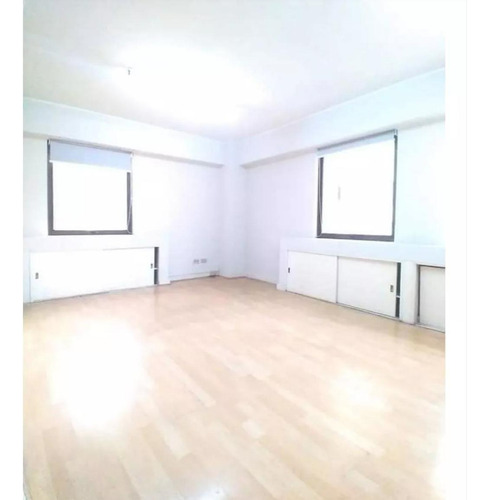 Arriendo Oficina 2p+2b+principal+1e Metro Tobalaba