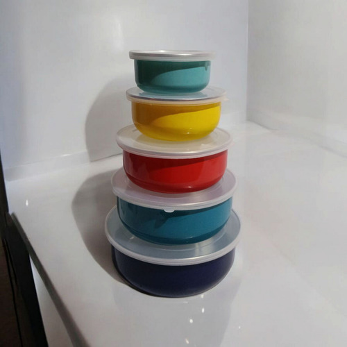 Set De 5 Bowls De Peltre Con Tapa De Plastico