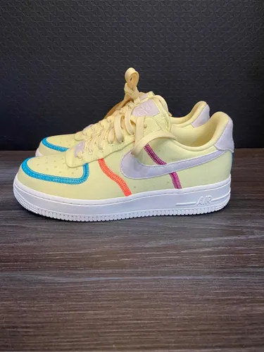 Tenis air online force amarillos