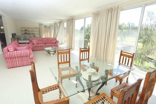 Casa Quinta En Venta Ubicado En Pilar, G.b.a. Zona Norte
