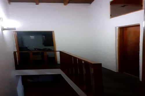 Imagen 10 de 17 de Dúplex Ubicado En El 1º Piso A Metros De La Calle Asfaltada Ideal Vivienda Permanente