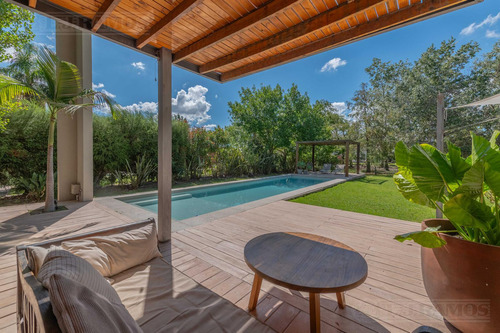 Espectacular Lote Interno De 859m2