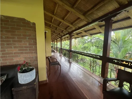 Venta Finca Hotel La Tebaida - Sector Vereda Padilla - 4.6 Cuadras