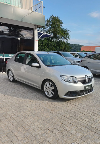 Renault Logan 1.6 Expression Hi-power 4p
