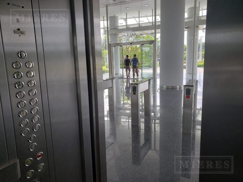 Oficina En Alquiler - Torre De Las Naciones, Tigre - Unidad De 220m2