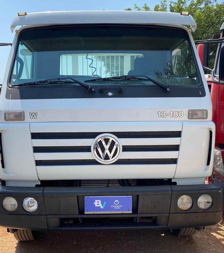 Imagem 3 de 6 de Caminhao Volkswagen