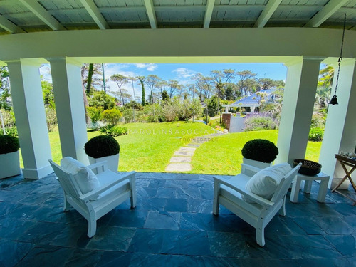 En El Corazon De La Mansa , Espectcular Residencia -ref:2749