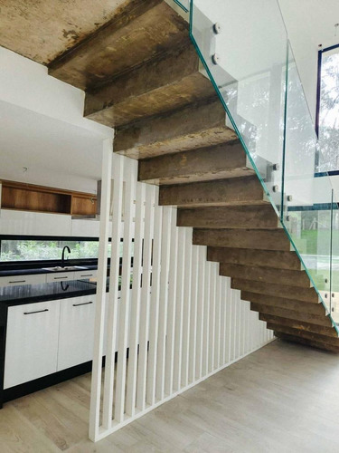 Casa En Punta Del Este. Venta Y/o Alquiler