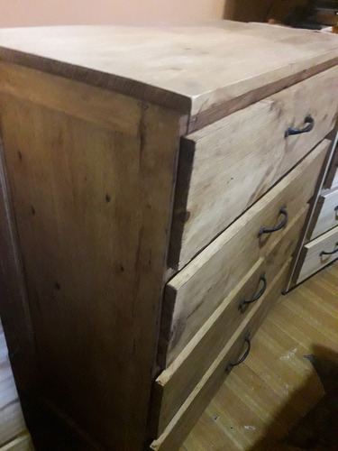 Cajonera De Pino Estilo Campo Marrón Claro (Usado)