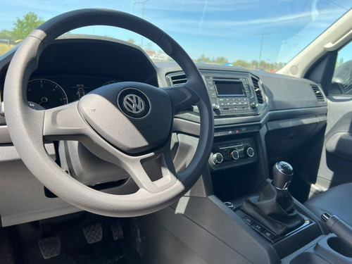 Imagen 11 de 25 de Volkswagen Amarok Trendline 140cv 4x2 2023 - Brian Avalos