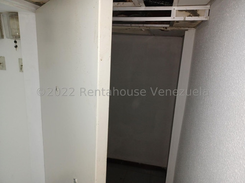 Imagen 8 de 15 de Local De 134m2 En Alquiler En El C.c. Galerias Ávila En San Bernardino / Carolina Garayburu 04123188826 / 23-11768