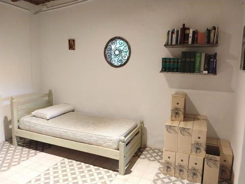 Quinta En Venta - 4 Dormitorios 2 Baños - Cochera - 150.000mts2 - San Rafael